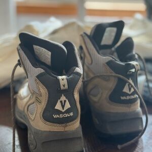 Vasque Trail Boots - Tan and Black